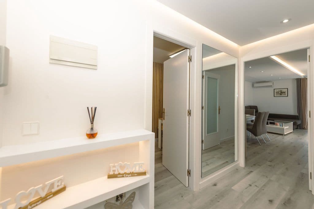 3 bedroom Flat for sale in Ibiza / Eivissa town with garage - € 648,000 (Ref: 10017038)