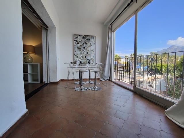 1 bedroom Flat for sale in Marbella - € 656,000 (Ref: 10017040)