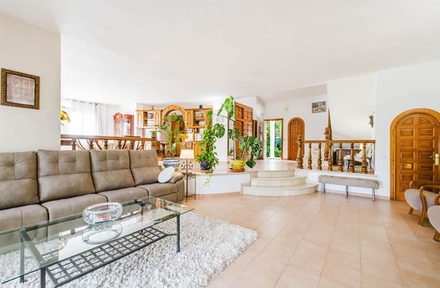 4 slaapkamer Villa te koop in Mijas met zwembad - € 1.580.000 (Ref: 10020118)
