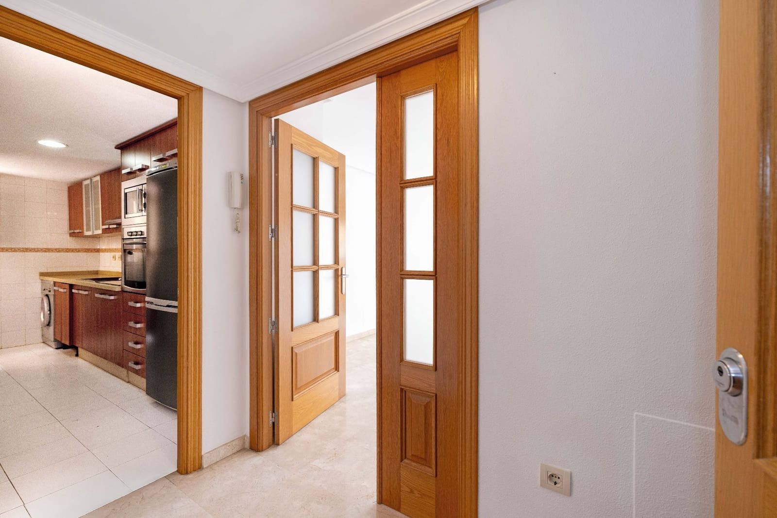 3 Zimmer Wohnung zu verkaufen in Estepona mit Garage - 425.000 € (Ref: 10021956)