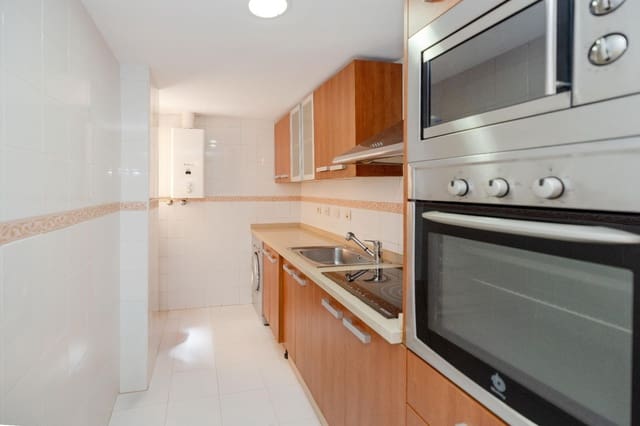 3 Zimmer Wohnung zu verkaufen in Estepona mit Garage - 425.000 € (Ref: 10021956)