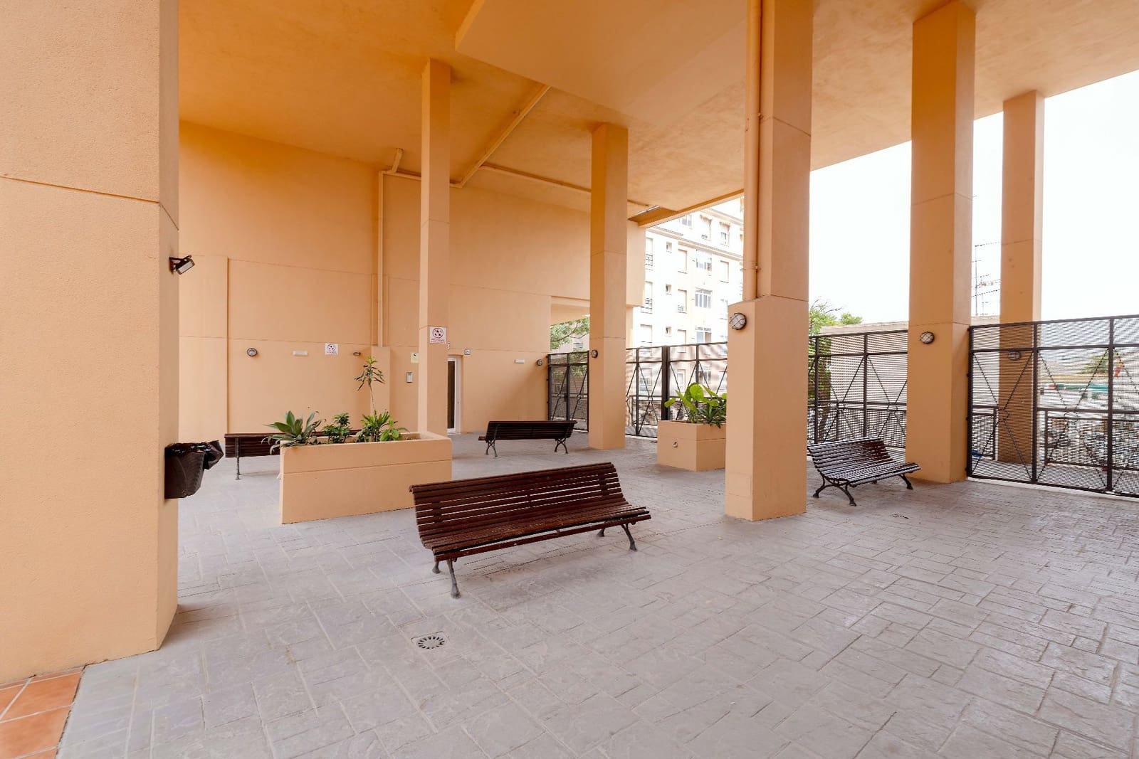 3 Zimmer Wohnung zu verkaufen in Estepona mit Garage - 425.000 € (Ref: 10021956)