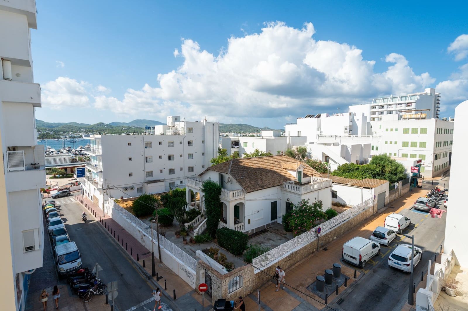 3 chambre Appartement à vendre à Sant Antoni de Portmany avec garage - 567 000 € (Ref: 10030001)