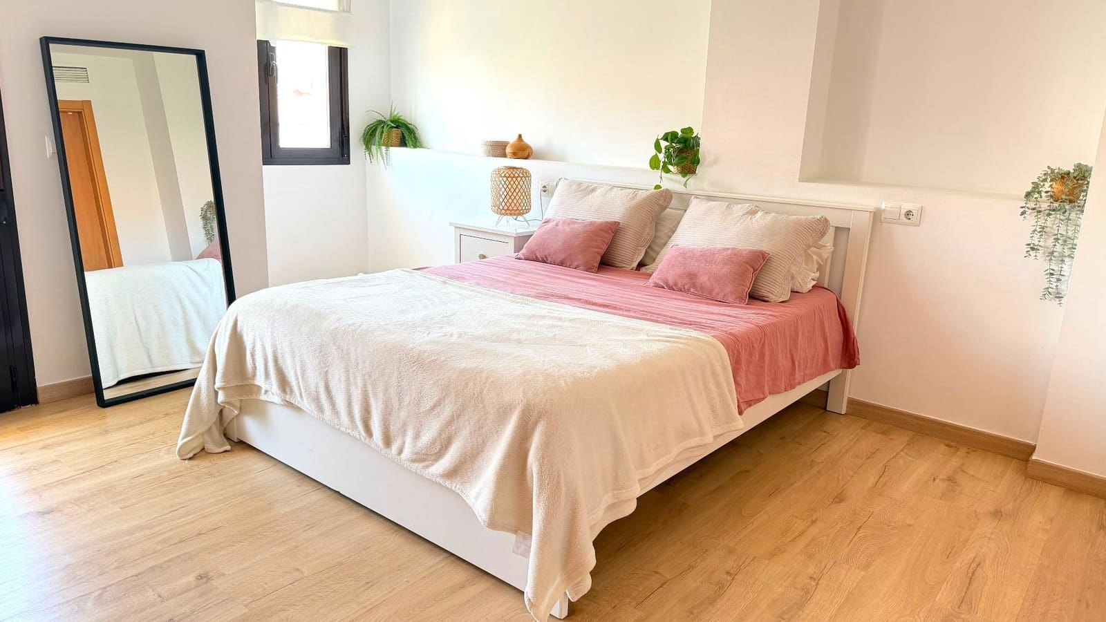 3 bedroom Semi-detached Villa for sale in Mijas with garage - € 559,000 (Ref: 10030002)