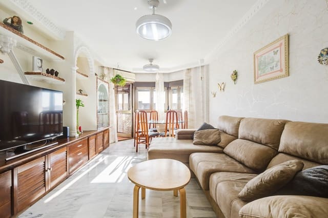 4 makuuhuone Asunto myytävänä paikassa Cortijo Alto, Málaga kaupunki mukana 
autotalli - 450 000 € (Ref: 10030003)