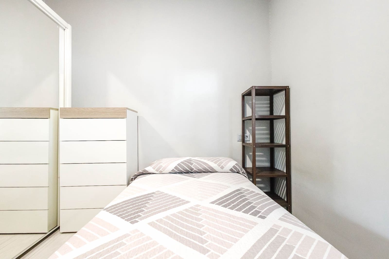 3 sypialnia Mieszkanie na sprzedaż w Miasto Malaga - 269 000 € (Ref: 10030006)