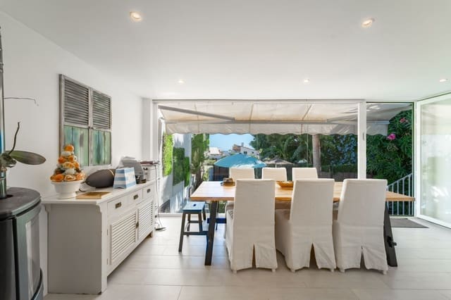 3 camera da letto Villetta Bifamiliare in vendita in Bahía Dorada, Estepona con piscina garage - 550.000 € (Rif: 10031440)
