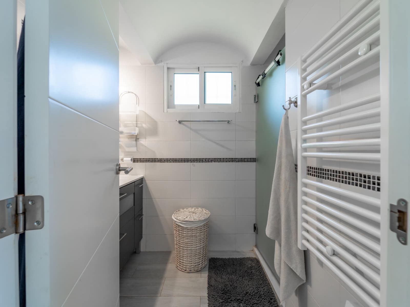 3 chambre Villa/Maison Semi-Mitoyenne à vendre à Bahia Dorada avec piscine garage - 550 000 € (Ref: 10031440)