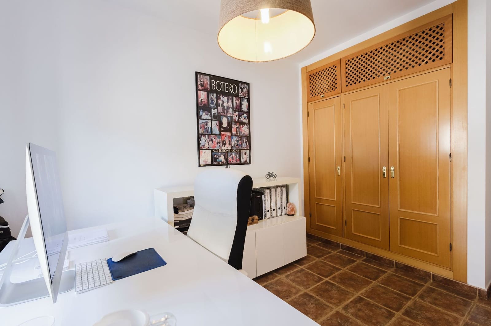 3 soveværelse Bungalow til salg i El Paraiso med swimmingpool garage - € 697.000 (Ref: 10031442)