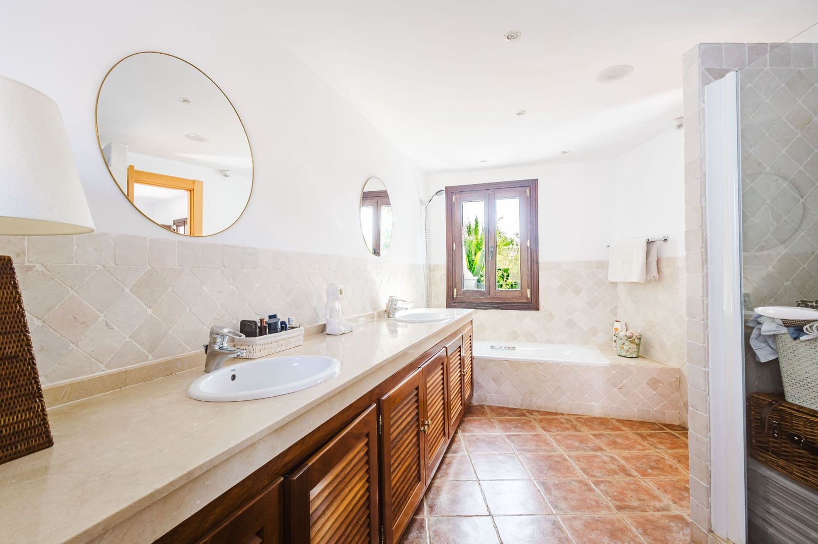 3 soveværelse Bungalow til salg i El Paraiso med swimmingpool garage - € 697.000 (Ref: 10031442)