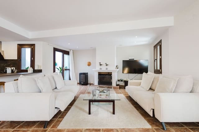 3 camera da letto Bungalow in vendita in El Paraiso, Estepona con piscina garage - 697.000 € (Rif: 10031442)