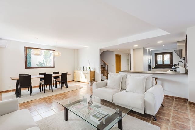 3 camera da letto Bungalow in vendita in El Paraiso, Estepona con piscina garage - 697.000 € (Rif: 10031442)
