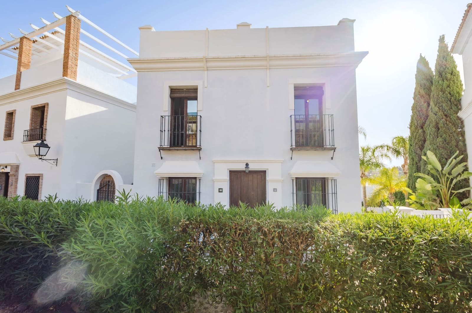 3 soveværelse Bungalow til salg i El Paraiso med swimmingpool garage - € 697.000 (Ref: 10031442)