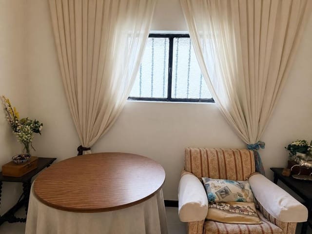 Chalet de 5 habitaciones en Campillos en venta - 219.000 € (Ref: 10031443)