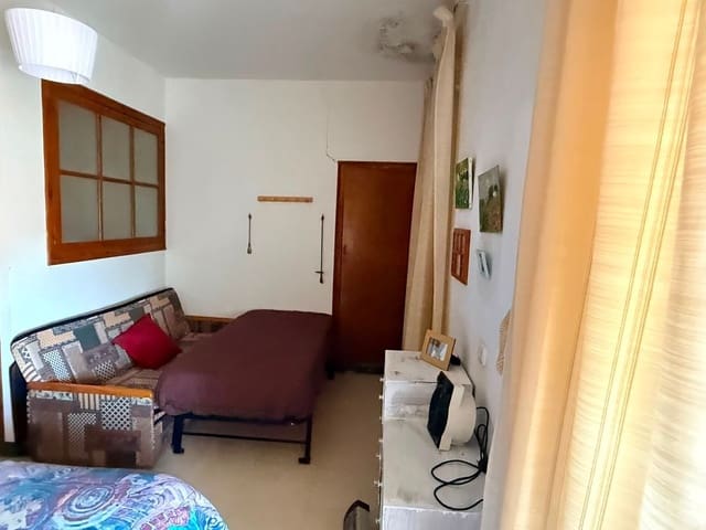 Chalet de 5 habitaciones en Campillos en venta - 219.000 € (Ref: 10031443)