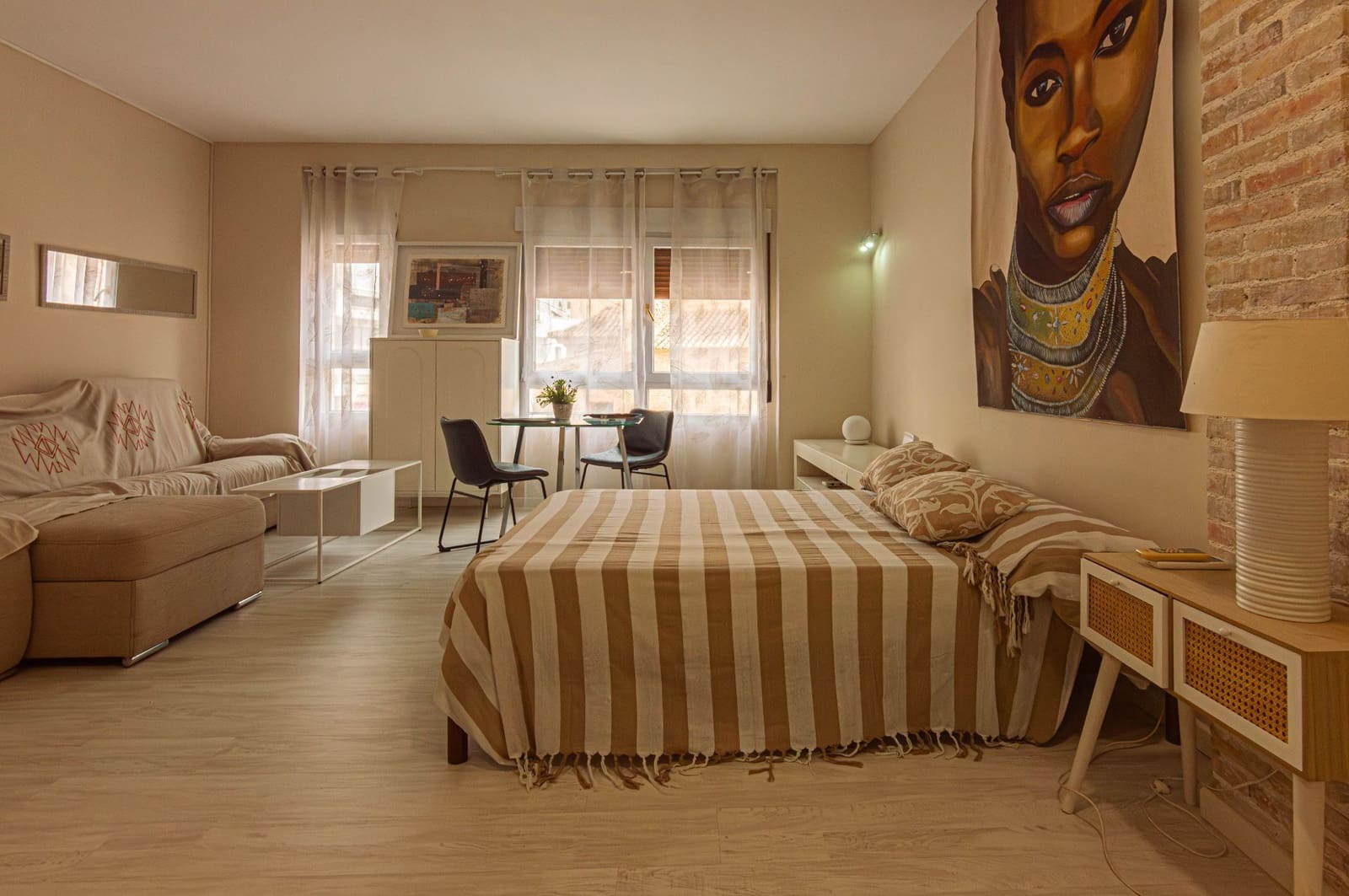 7 sypialnia Willa na sprzedaż w Oliva z garażem - 550 000 € (Ref: 10031444)