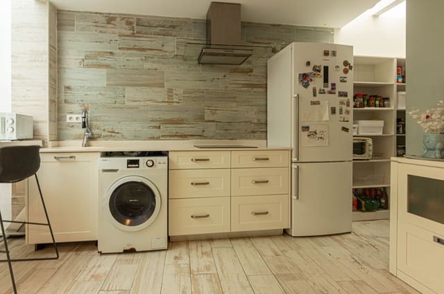 7 sypialnia Willa na sprzedaż w Oliva z garażem - 550 000 € (Ref: 10031444)