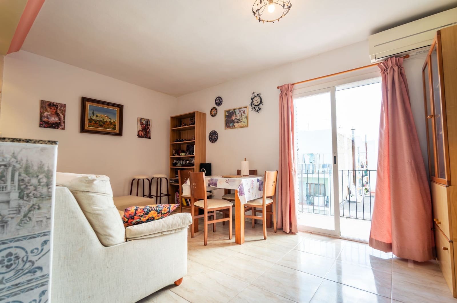 2 bedroom Flat for sale in Ibiza / Eivissa town - € 415,000 (Ref: 10033424)