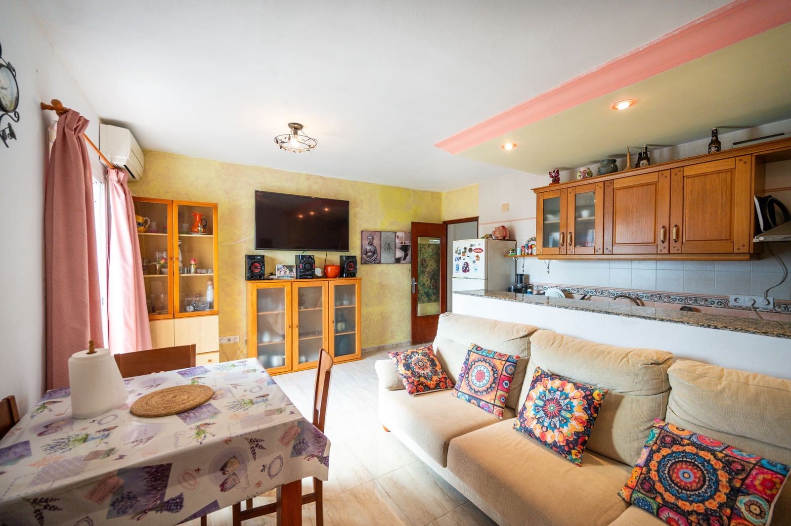 2 bedroom Flat for sale in Ibiza / Eivissa town - € 415,000 (Ref: 10033424)