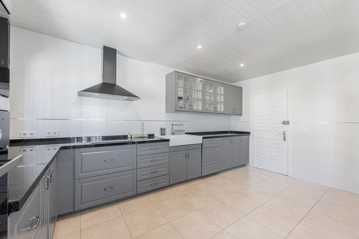 Chalet de 5 habitaciones en Mijas en venta con piscina garaje - 1.190.000 € (Ref: 10033425)