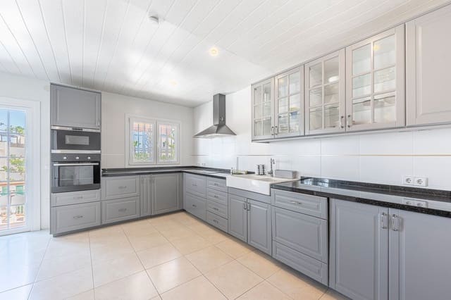 Chalet de 5 habitaciones en Mijas en venta con piscina garaje - 1.190.000 € (Ref: 10033425)