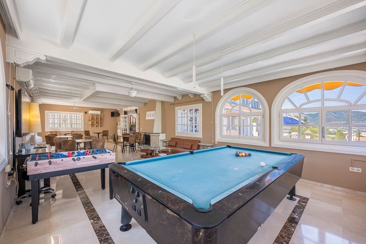 Chalet de 5 habitaciones en Mijas en venta con piscina garaje - 1.190.000 € (Ref: 10033425)