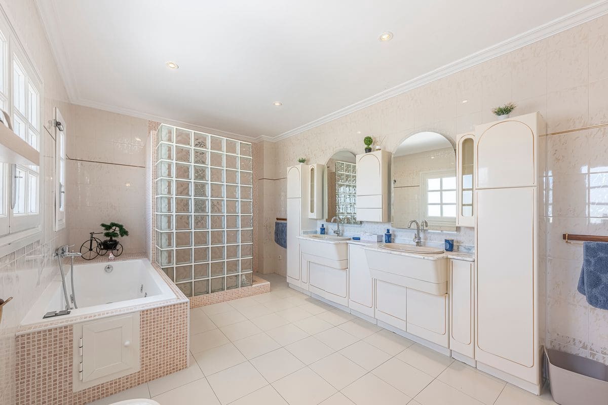 Chalet de 5 habitaciones en Mijas en venta con piscina garaje - 1.190.000 € (Ref: 10033425)