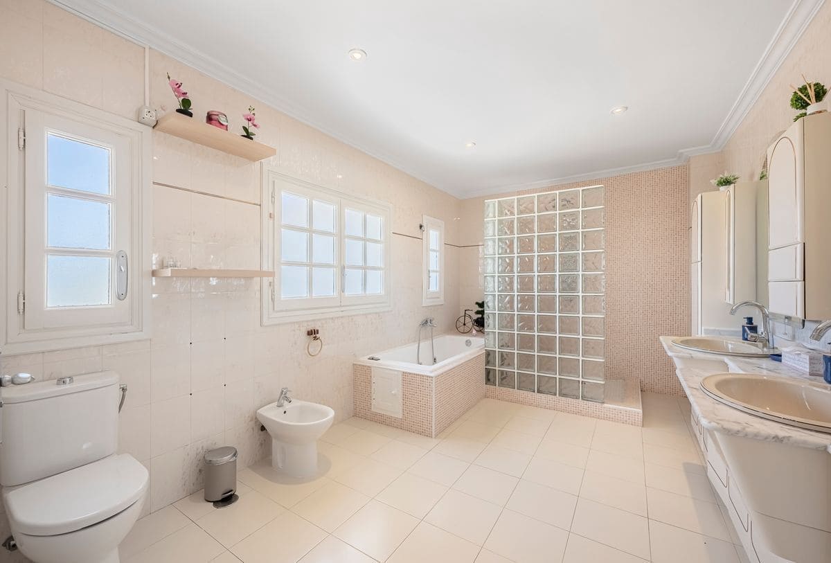 Chalet de 5 habitaciones en Mijas en venta con piscina garaje - 1.190.000 € (Ref: 10033425)