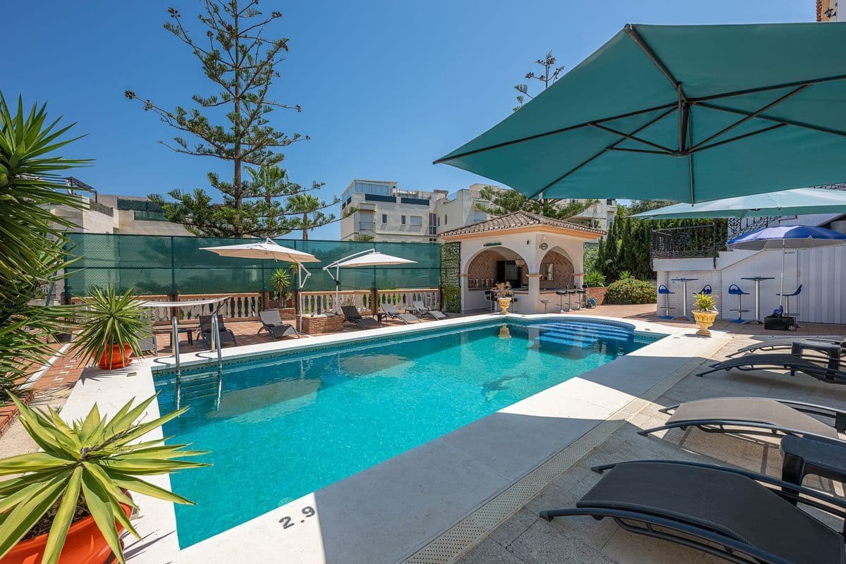 Chalet de 5 habitaciones en Mijas en venta con piscina garaje - 1.190.000 € (Ref: 10033425)