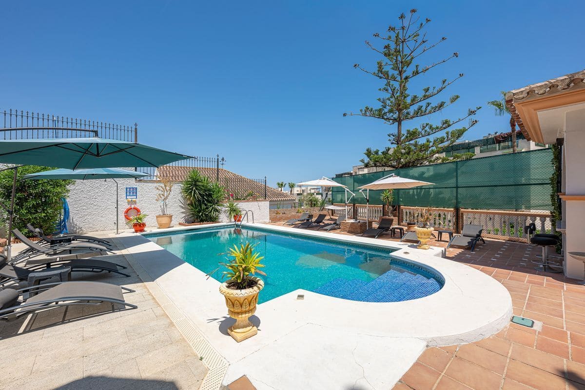 Chalet de 5 habitaciones en Mijas en venta con piscina garaje - 1.190.000 € (Ref: 10033425)