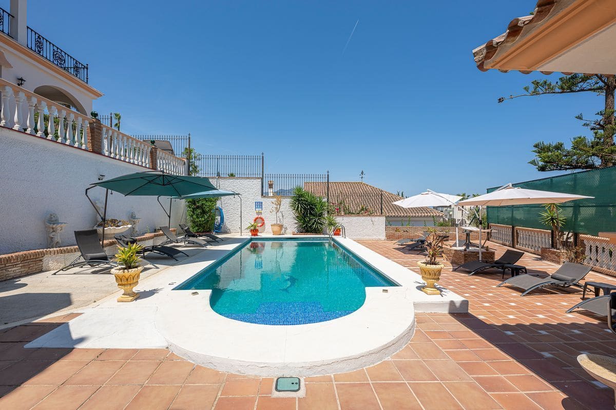 Chalet de 5 habitaciones en Mijas en venta con piscina garaje - 1.190.000 € (Ref: 10033425)