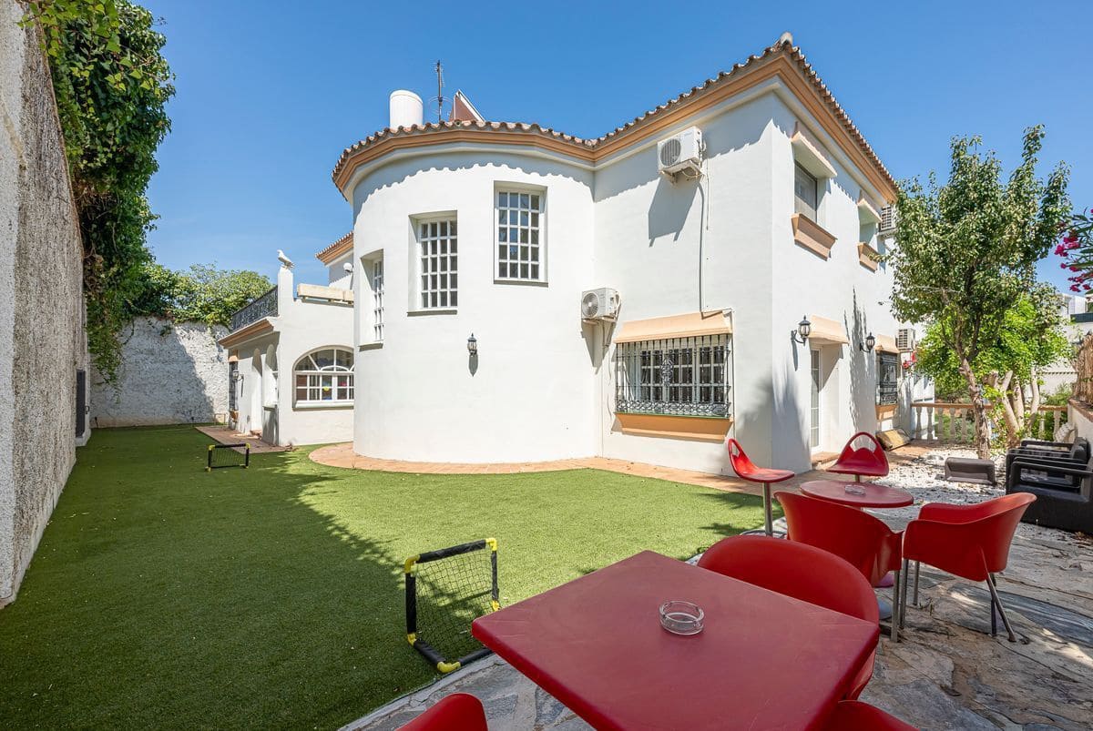 Chalet de 5 habitaciones en Mijas en venta con piscina garaje - 1.190.000 € (Ref: 10033425)