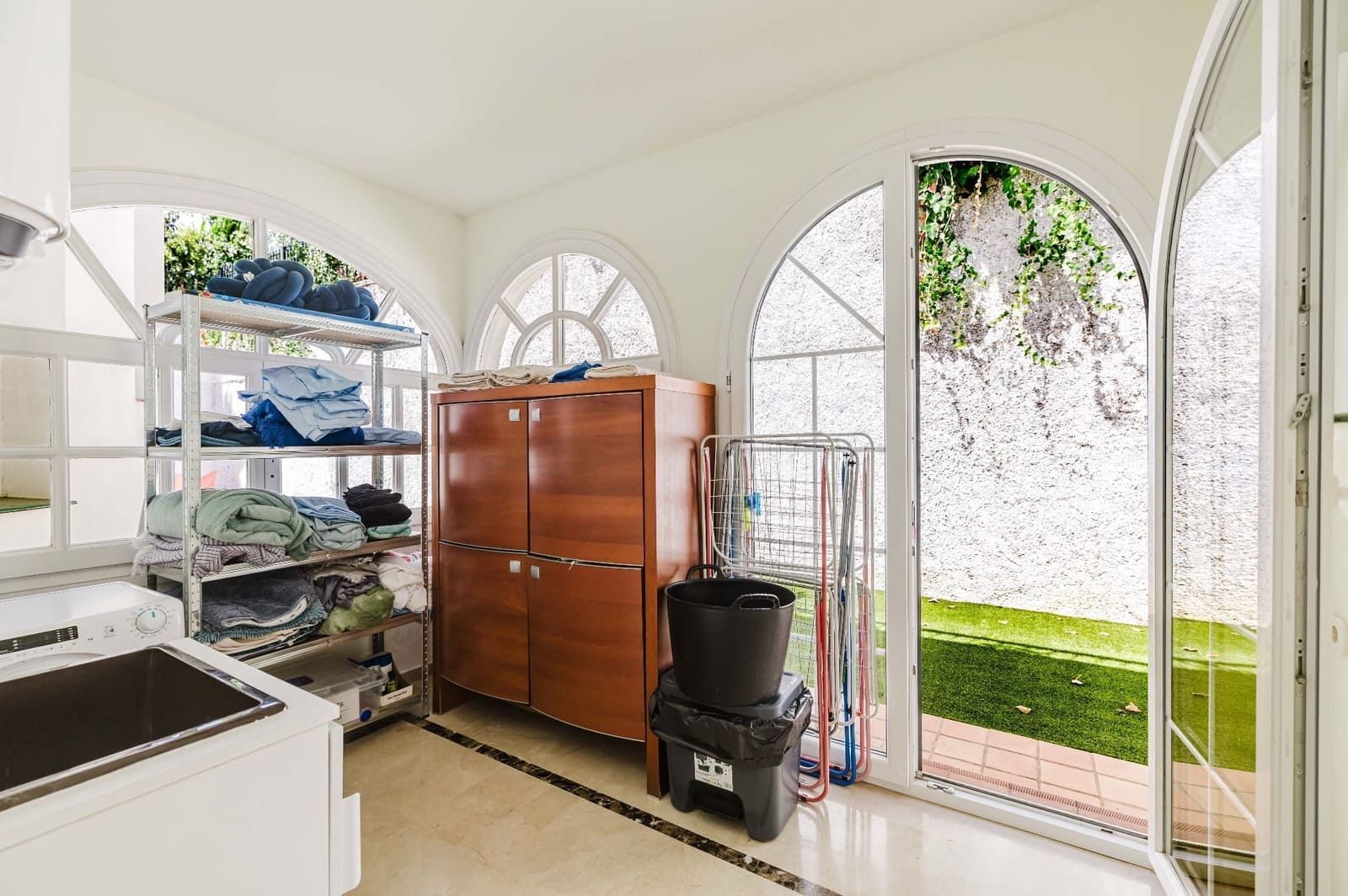 5 soveværelse Villa til salg i Mijas med swimmingpool garage - € 1.150.000 (Ref: 10033425)