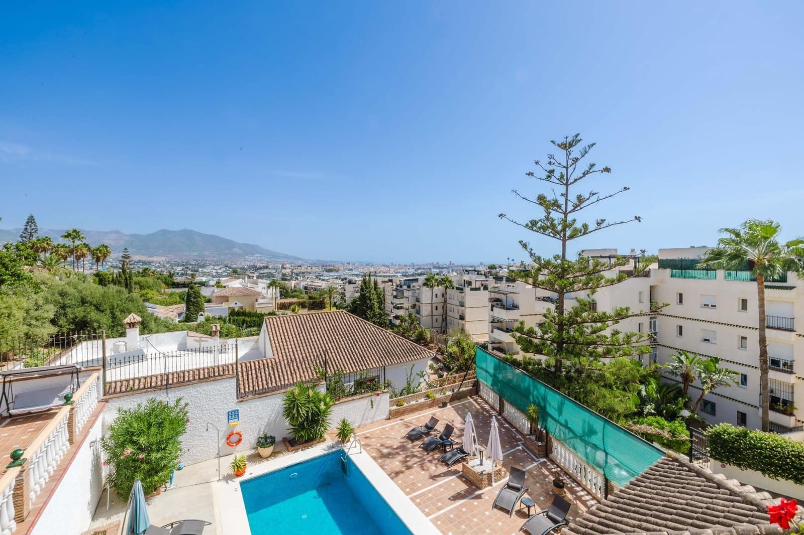 5 soveværelse Villa til salg i Mijas med swimmingpool garage - € 1.150.000 (Ref: 10033425)