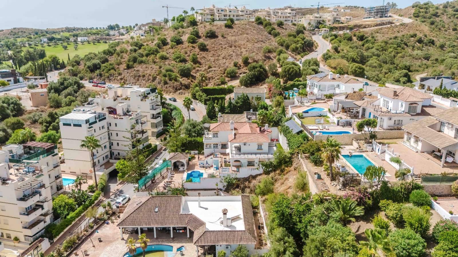 5 soveværelse Villa til salg i Mijas med swimmingpool garage - € 1.150.000 (Ref: 10033425)