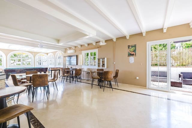 5 sypialnia Willa na sprzedaż w Mijas z basenem garażem - 1 150 000 € (Ref: 10033425)