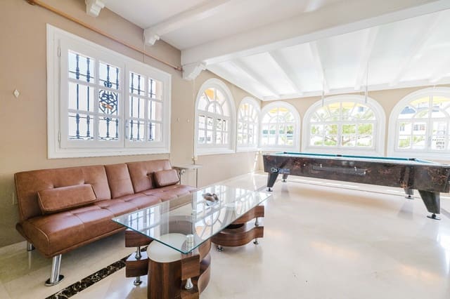 5 sypialnia Willa na sprzedaż w Mijas z basenem garażem - 1 150 000 € (Ref: 10033425)