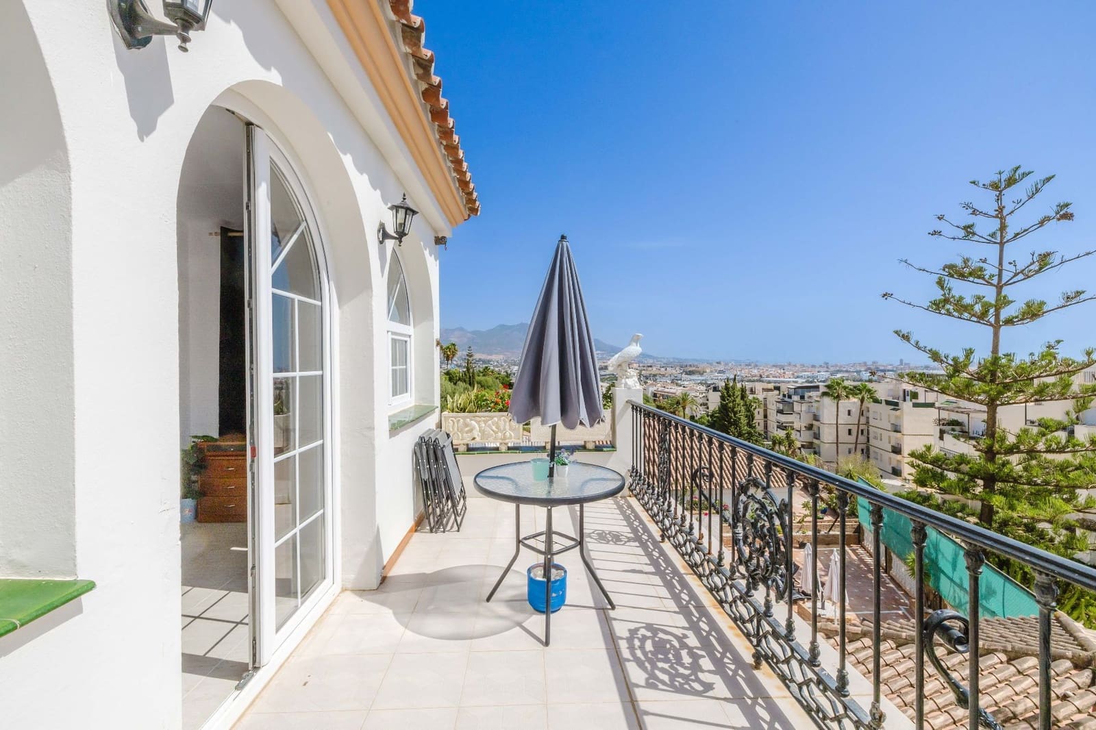 5 soveværelse Villa til salg i Mijas med swimmingpool garage - € 1.150.000 (Ref: 10033425)