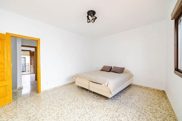 3 soveværelse Byhus til salg i Nerja - € 465.000 (Ref: 10033426)