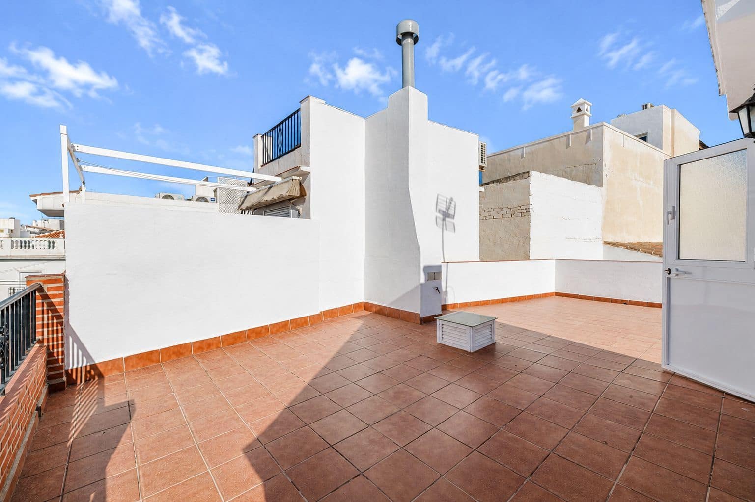 3 soveværelse Byhus til salg i Nerja - € 465.000 (Ref: 10033426)