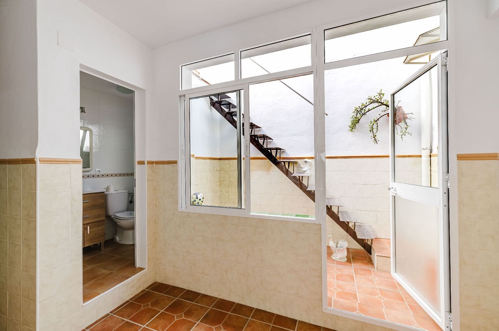 3 soveværelse Byhus til salg i Nerja - € 465.000 (Ref: 10033426)