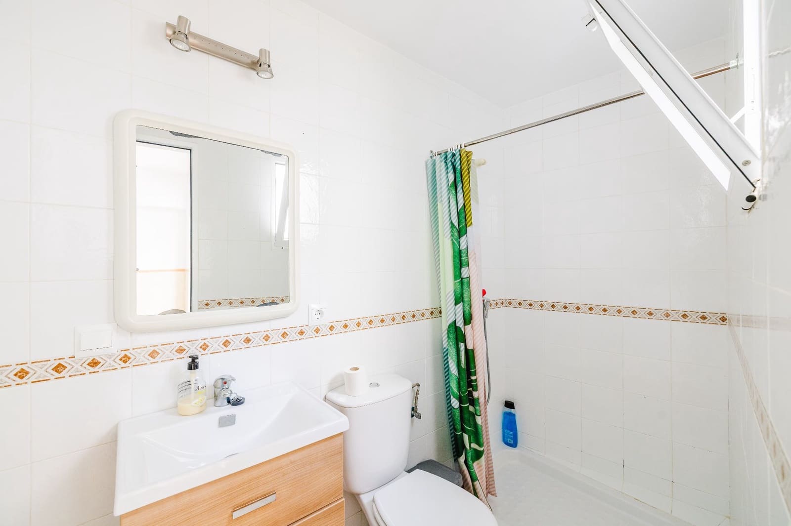 3 soveværelse Byhus til salg i Nerja - € 465.000 (Ref: 10033426)