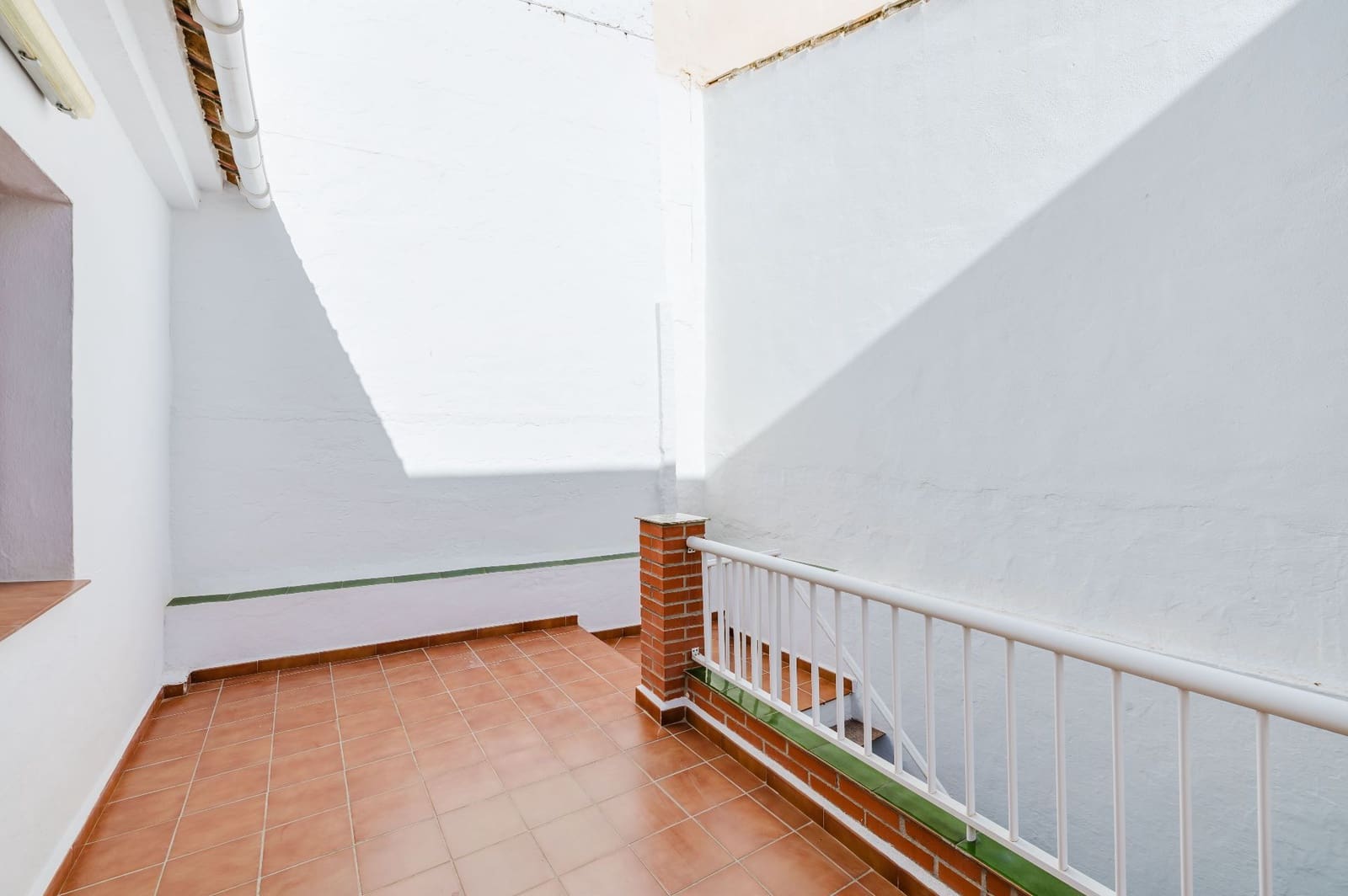 3 soveværelse Byhus til salg i Nerja - € 465.000 (Ref: 10033426)