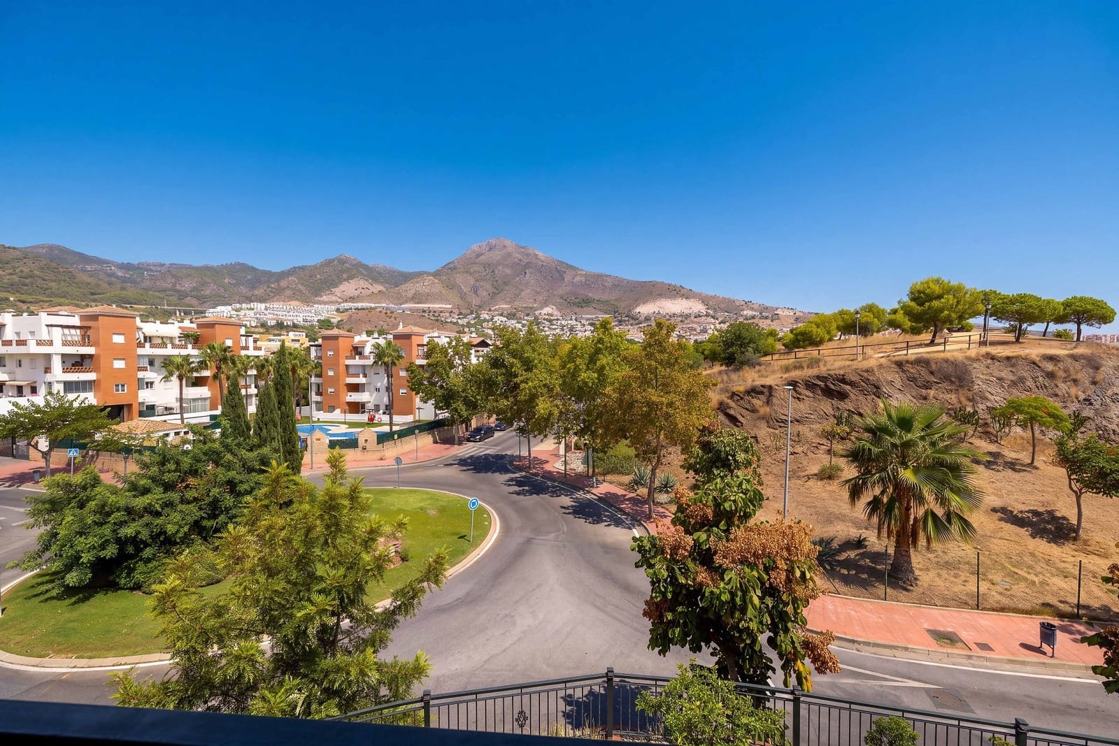 2 makuuhuone Asunto myytävänä paikassa Benalmadena mukana uima-altaan 
autotalli - 430 000 € (Ref: 10034868)