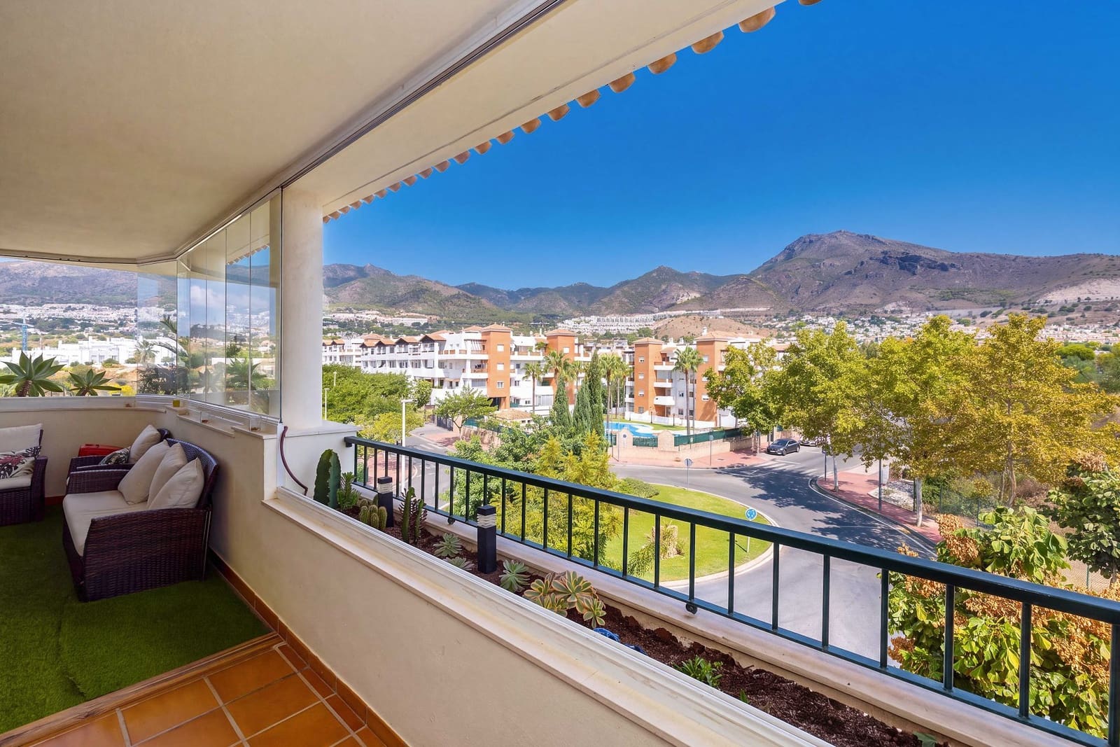 2 makuuhuone Asunto myytävänä paikassa Benalmadena mukana uima-altaan 
autotalli - 430 000 € (Ref: 10034868)
