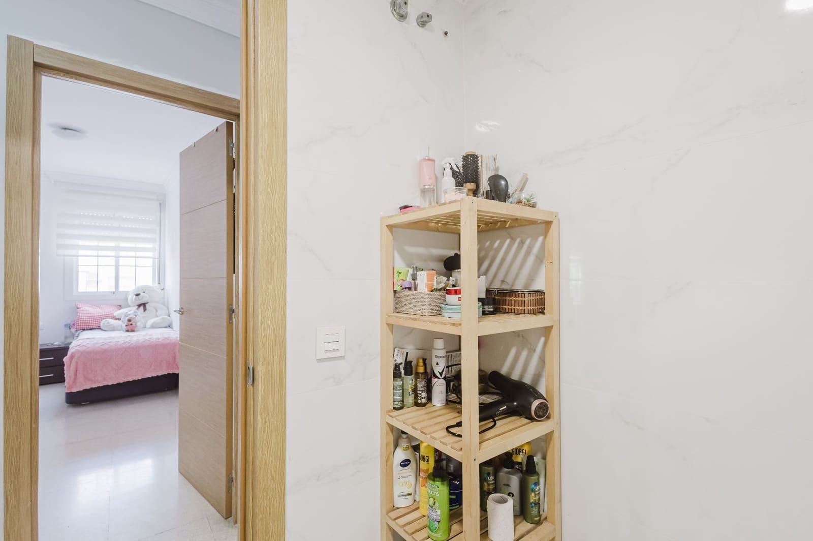 2 bedroom Flat for sale in Madrid city - € 215,000 (Ref: 10034869)