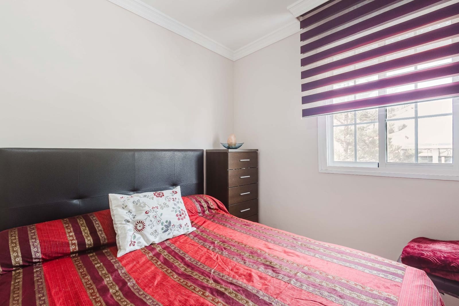 2 bedroom Flat for sale in Madrid city - € 215,000 (Ref: 10034869)