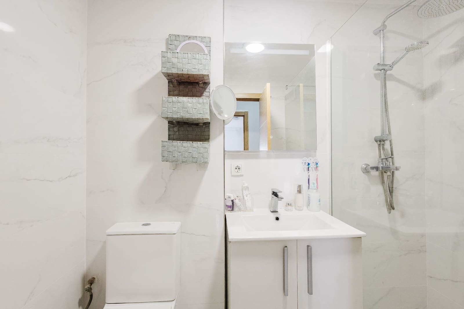 2 bedroom Flat for sale in Madrid city - € 215,000 (Ref: 10034869)