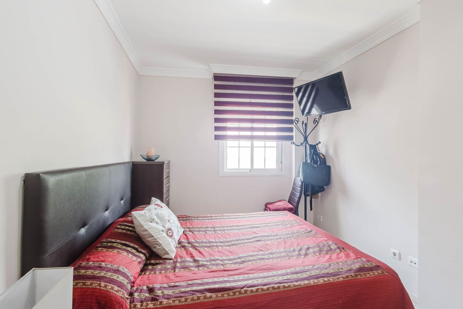 2 bedroom Flat for sale in Madrid city - € 215,000 (Ref: 10034869)