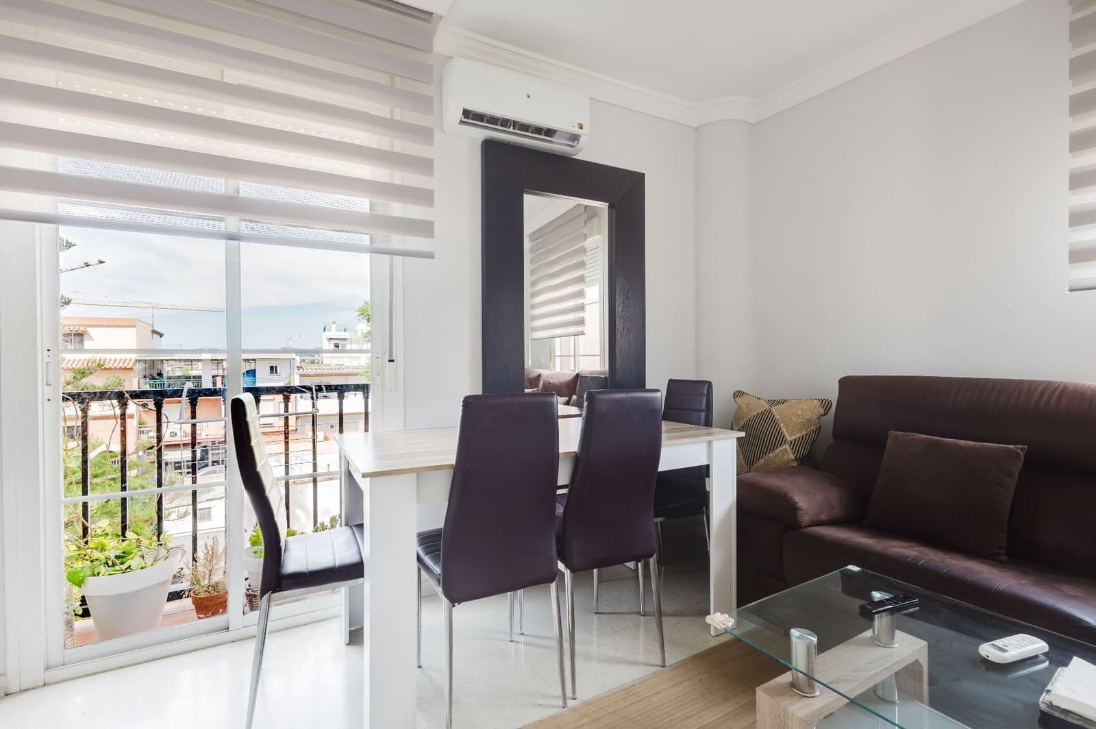 2 bedroom Flat for sale in Madrid city - € 215,000 (Ref: 10034869)